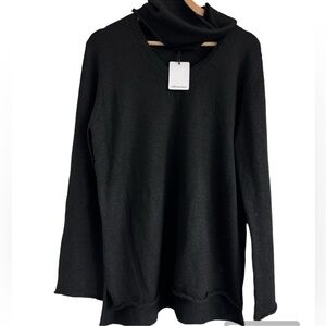 Olivaceous Black V-Neck Pullover Sweater New Size: US L